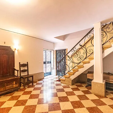 Apartament Casa Vescovo, Free Wi-fi Near San Marco Square *