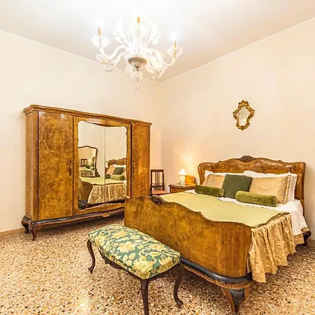 Casa Vescovo, Free Wi-fi Near San Marco Square Appartement *