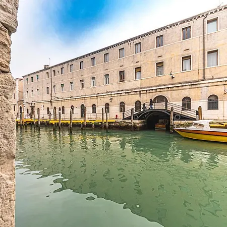 Appartement Casa Vescovo, Free Wi-fi Near San Marco Square *