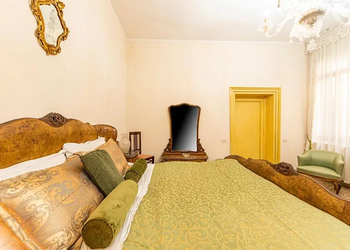 Casa Vescovo, Free Wi-fi Near San Marco Square Апартаменты Венеция
